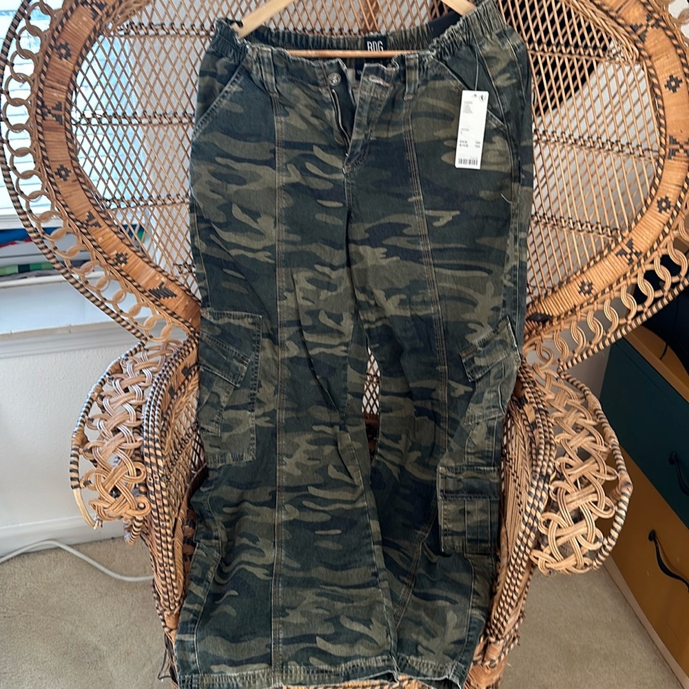 BDG Y2K Camo Cargo Low Rise Relaxed Fit Pants